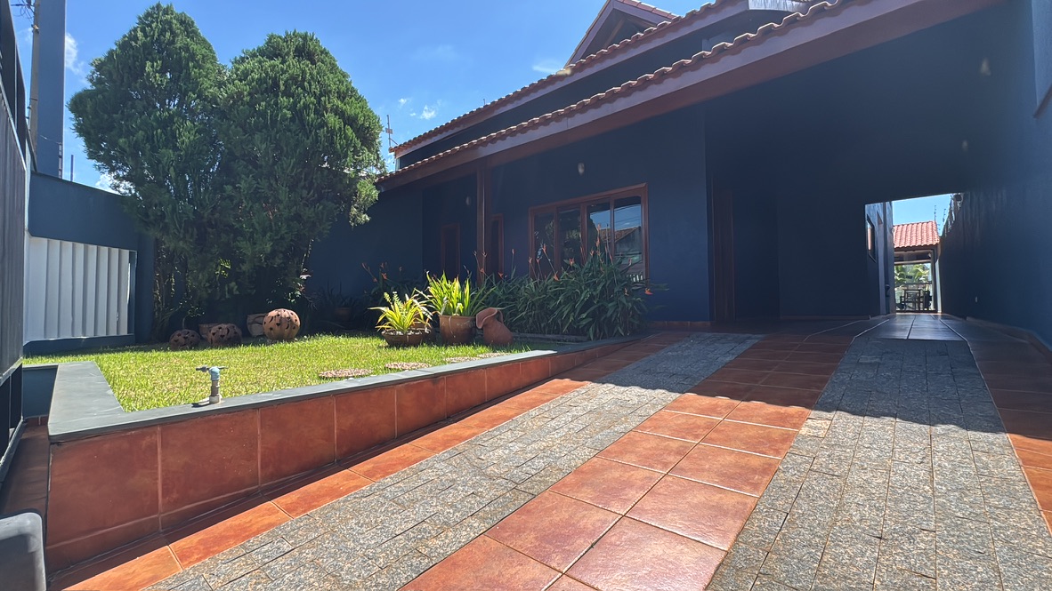 Casa de Praia com Piscina e Edícula | Jd. Barra de Jangada – Peruíbe - SP